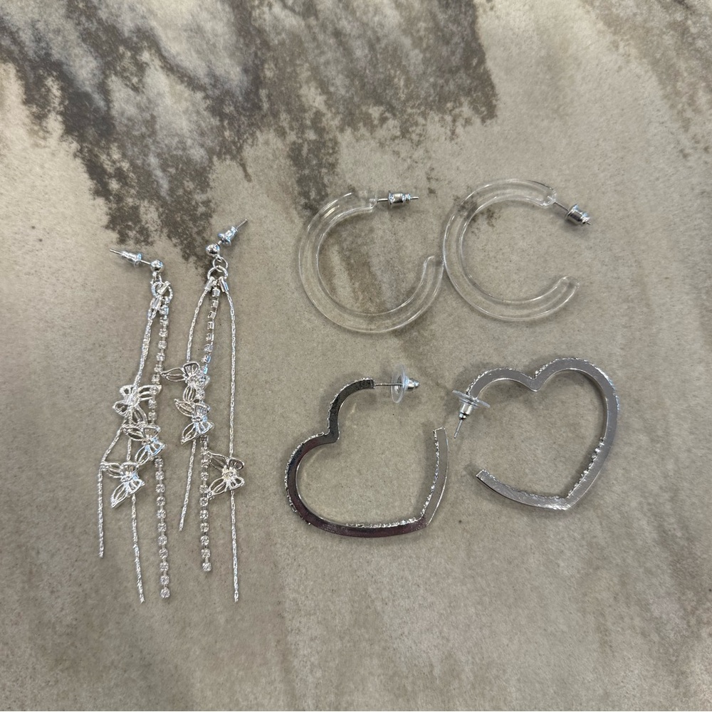 Urban Outfitters Earrings Set